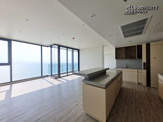 For sale 3 bedrooms condo in Bang Lamung, Chonburi