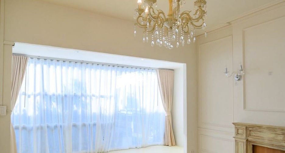 For sale 3 bedrooms house in Bang Lamung, Chonburi