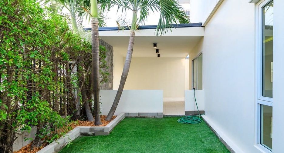For sale 3 bedrooms house in Bang Lamung, Chonburi
