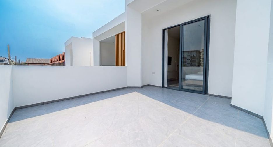 À vendre 6 chambres villa à Bang Lamung, Chonburi