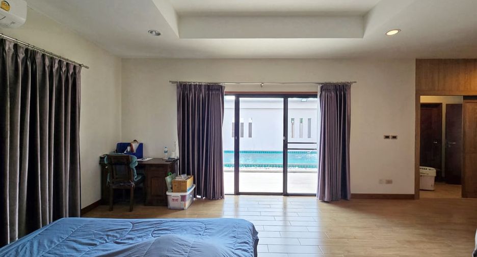 For sale 3 ベッドルーム villa in Huay Yai, Pattaya