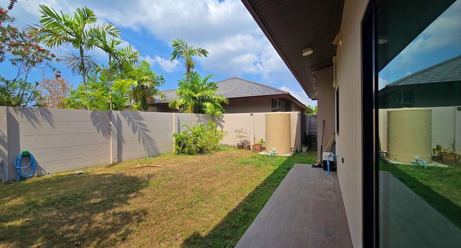 For sale 3 ベッドルーム villa in Huay Yai, Pattaya