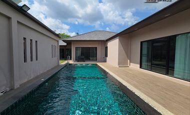 For sale 3 ベッドルーム villa in Huay Yai, Pattaya