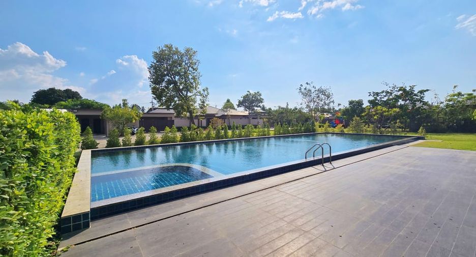 For sale 3 ベッドルーム villa in Huay Yai, Pattaya