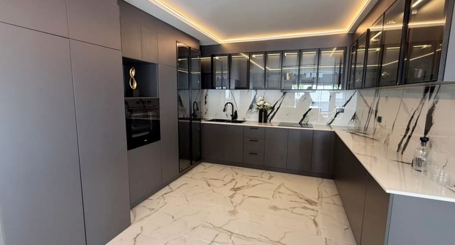 Villa zum Kauf mit 6 Zimmer in Bang Lamung, Chonburi