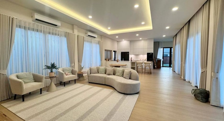 À vendre 3 chambres villa à Bang Lamung, Chonburi