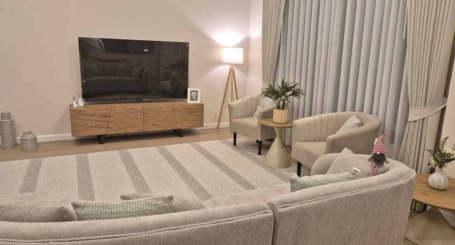 À vendre 3 chambres villa à Bang Lamung, Chonburi