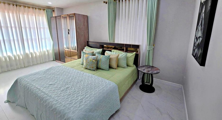 Haus zur Miete und zum Kauf mit 4 Zimmer in Bang Lamung, Chonburi