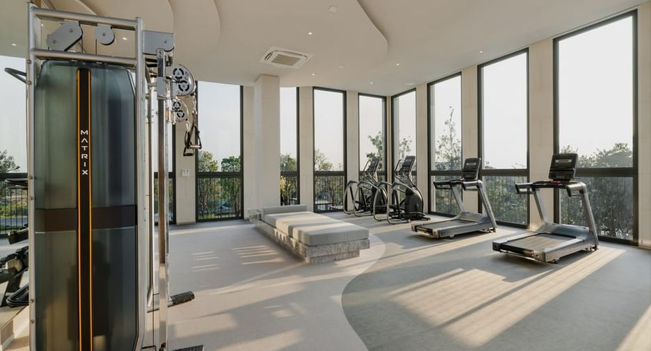 For sale 5 bedrooms house in Bang Lamung, Chonburi
