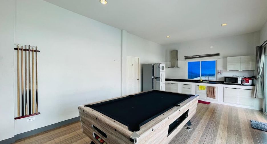 Villa zur Miete mit 12 Zimmer in Bang Lamung, Chonburi