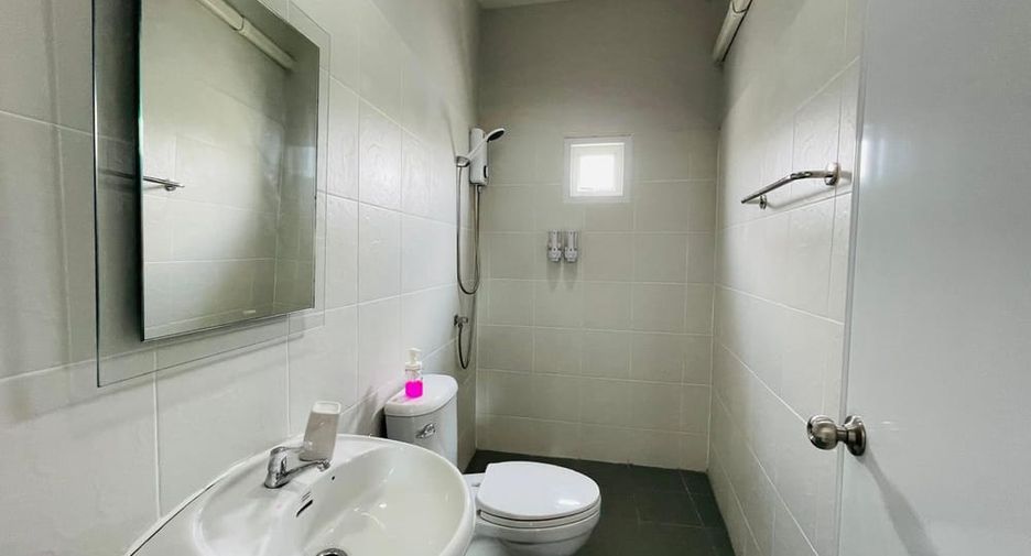 Villa zur Miete mit 12 Zimmer in Bang Lamung, Chonburi