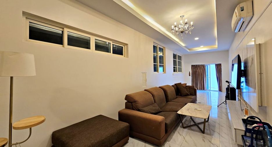 出租 和 出售 4 卧室 别墅 在 Bang Lamung, Chon Buri