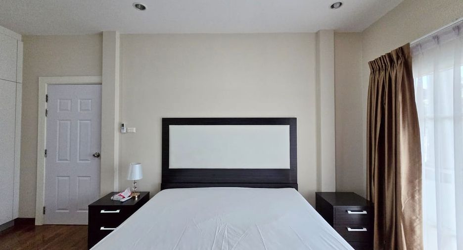 出租 和 出售 4 卧室 别墅 在 Bang Lamung, Chon Buri