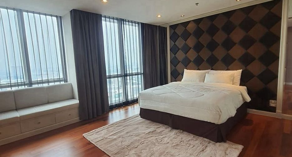 Condo en alquiler de 3 habitaciones en Bang Kapi, Bangkok