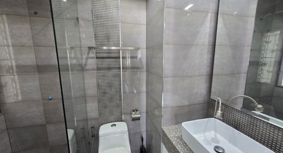 For sale 2 ベッドルーム condo in Jomtien, Pattaya