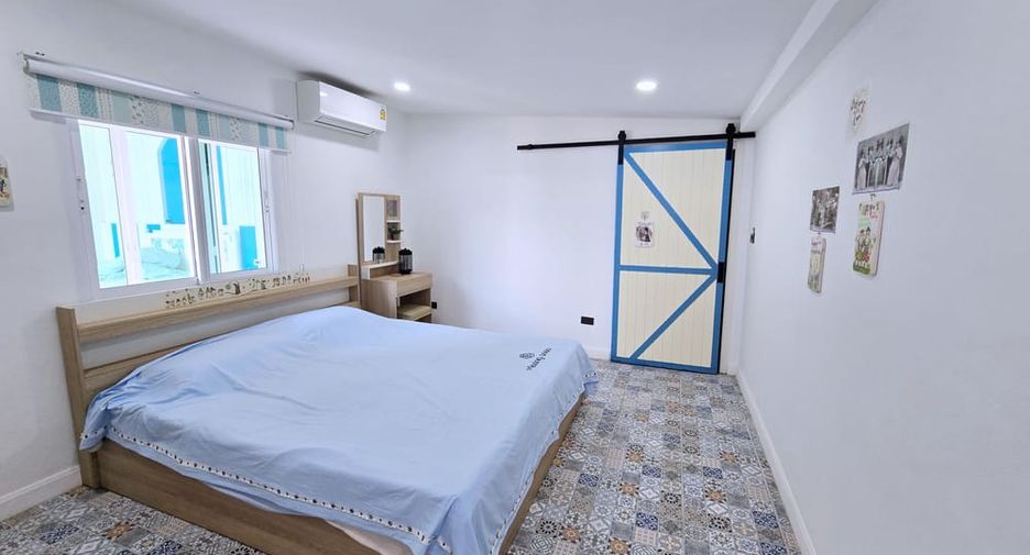 For sale 5 ベッドルーム house in Huay Yai, Pattaya