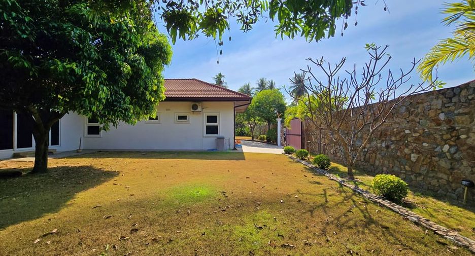 For sale 5 bedrooms villa in Bang Lamung, Chonburi