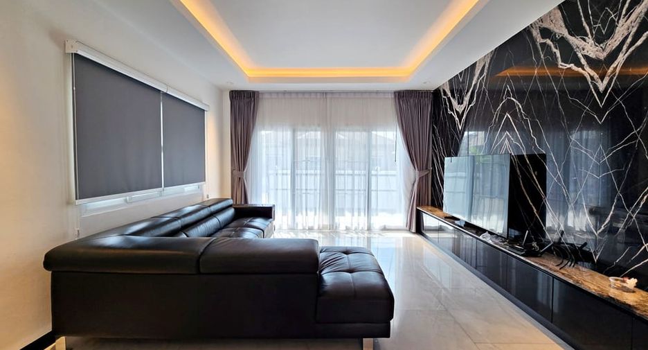 Villa zum Kauf mit 3 Zimmer in Bang Lamung, Chonburi
