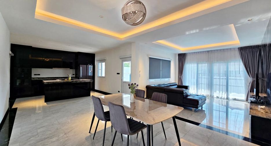 Villa zum Kauf mit 3 Zimmer in Bang Lamung, Chonburi