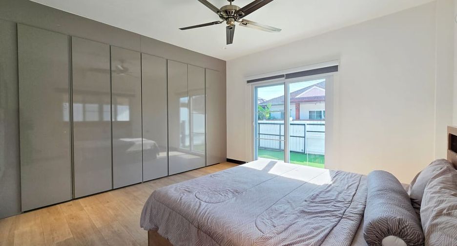 Villa zum Kauf mit 3 Zimmer in Bang Lamung, Chonburi