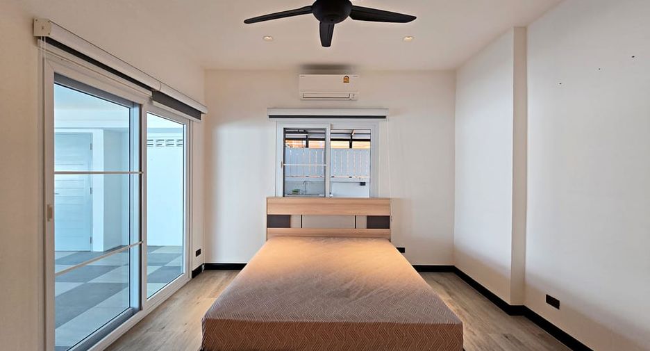 Villa zum Kauf mit 3 Zimmer in Bang Lamung, Chonburi
