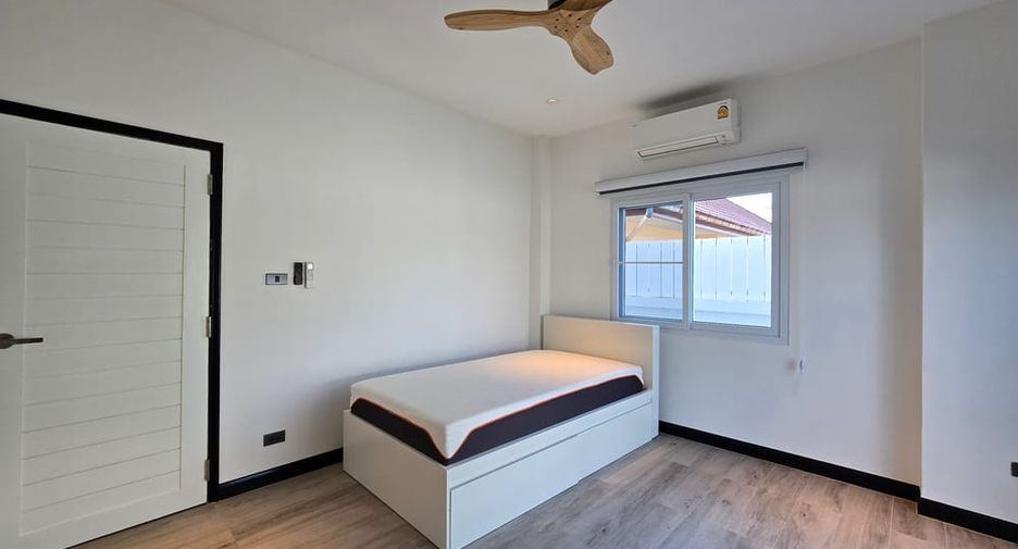 Villa zum Kauf mit 3 Zimmer in Bang Lamung, Chonburi