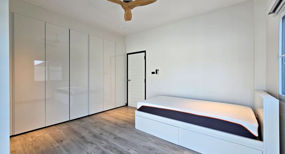 Villa zum Kauf mit 3 Zimmer in Bang Lamung, Chonburi