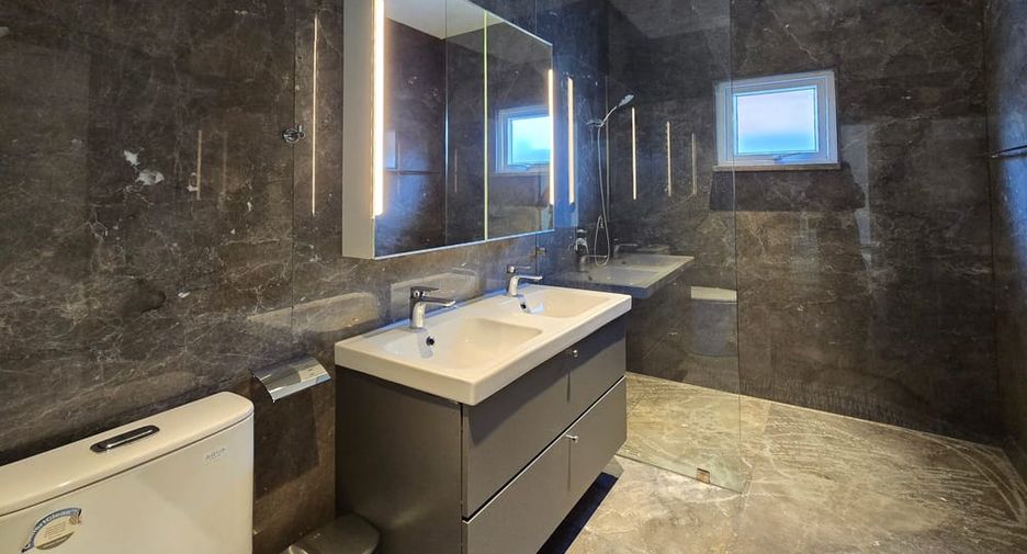 Villa zum Kauf mit 3 Zimmer in Bang Lamung, Chonburi