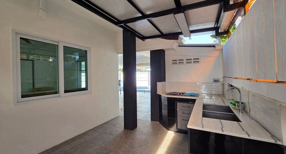 Villa zum Kauf mit 3 Zimmer in Bang Lamung, Chonburi