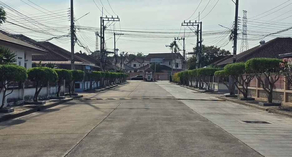 Villa zum Kauf mit 3 Zimmer in Bang Lamung, Chonburi