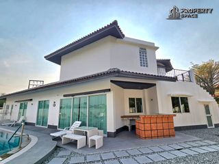 Villa en alquiler de 4 habitaciones en Bang Lamung, Chonburi