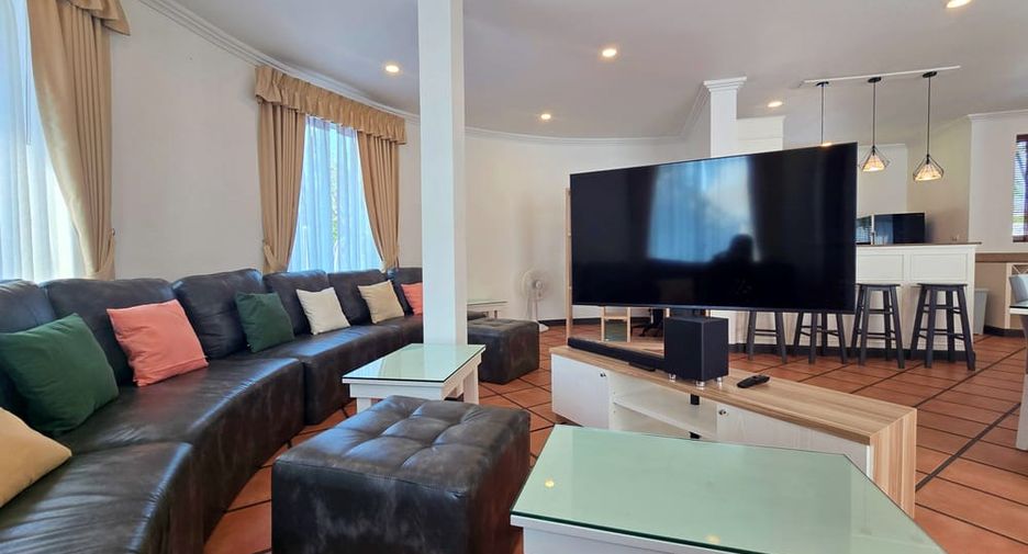 Villa zur Miete mit 4 Zimmer in Bang Lamung, Chonburi