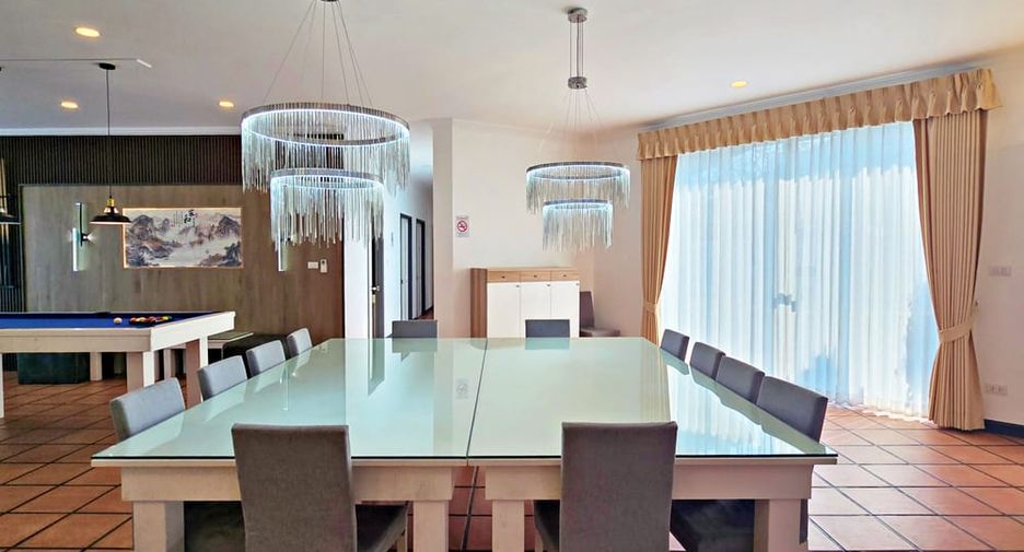 Villa zur Miete mit 4 Zimmer in Bang Lamung, Chonburi