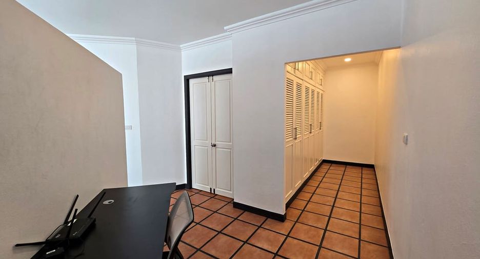 Villa zur Miete mit 4 Zimmer in Bang Lamung, Chonburi