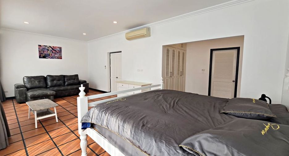 Villa zur Miete mit 4 Zimmer in Bang Lamung, Chonburi