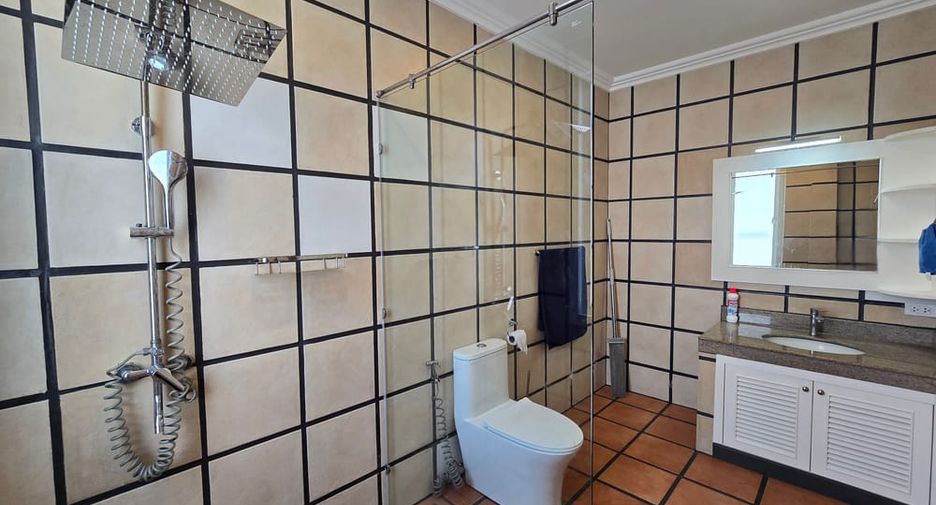 Villa zur Miete mit 4 Zimmer in Bang Lamung, Chonburi
