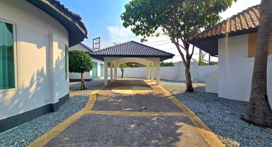 Villa zur Miete mit 4 Zimmer in Bang Lamung, Chonburi