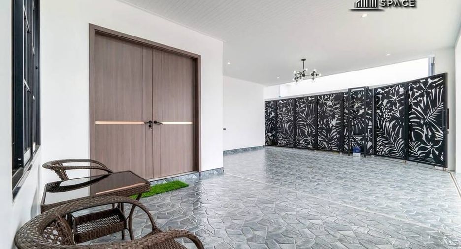 Villa zum Kauf mit 3 Zimmer in Bang Lamung, Chonburi
