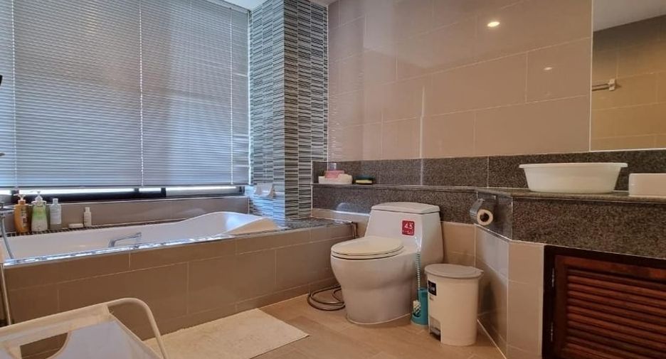 Condo en alquiler de 3 habitaciones en Na Jomtien, Pattaya