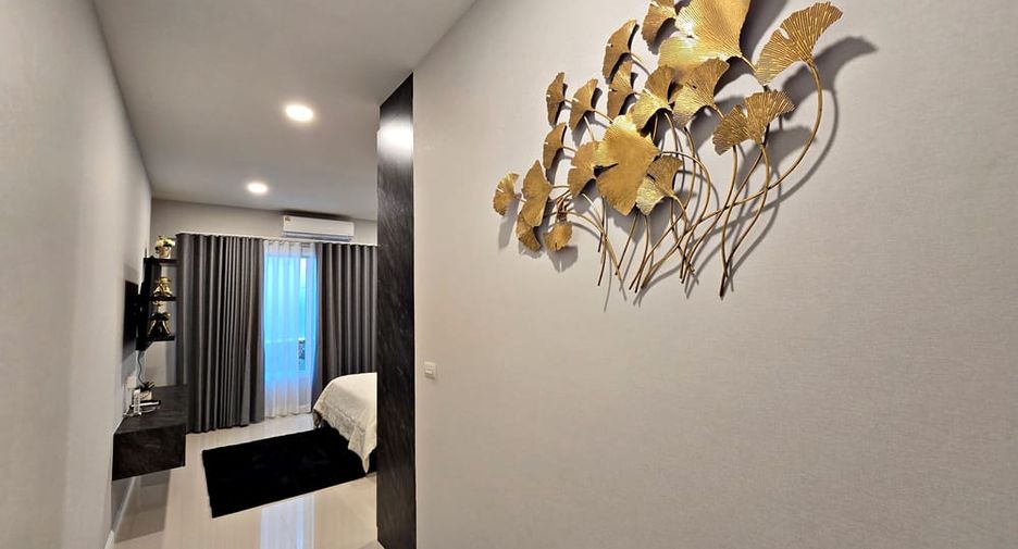 For sale 3 bedrooms villa in Huay Yai, Pattaya