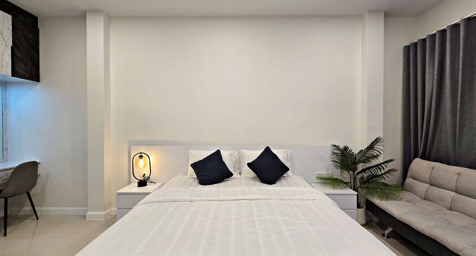 For sale 3 bedrooms villa in Huay Yai, Pattaya