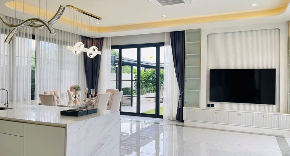 Villa zur Miete mit 5 Zimmer in Bang Lamung, Chonburi