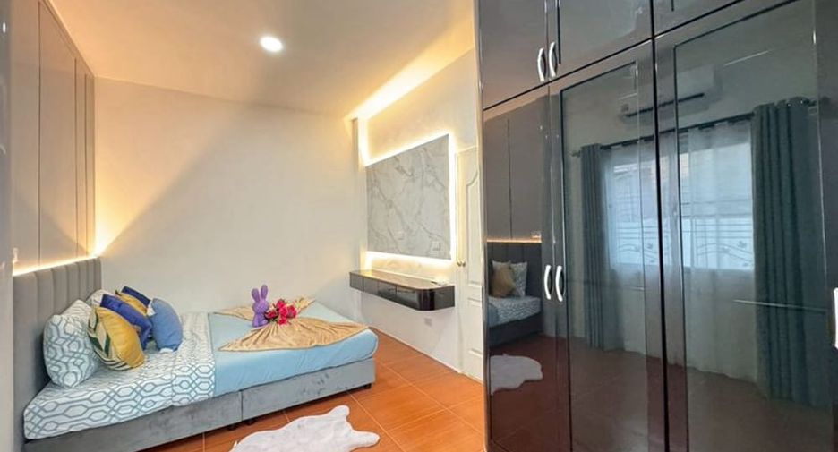 Villa zur Miete mit 5 Zimmer in Bang Lamung, Chonburi