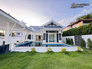Villa zur Miete mit 5 Zimmer in Bang Lamung, Chonburi