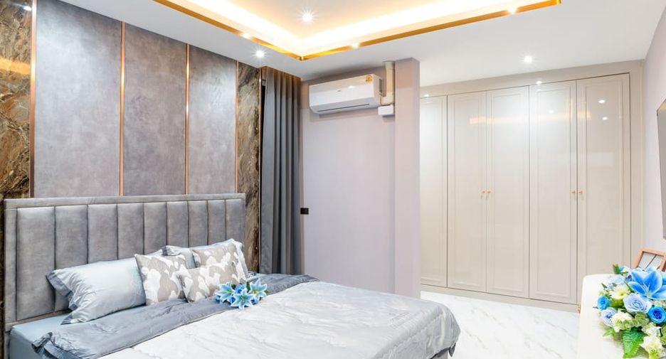 À vendre 4 chambres villa à Bang Lamung, Chonburi