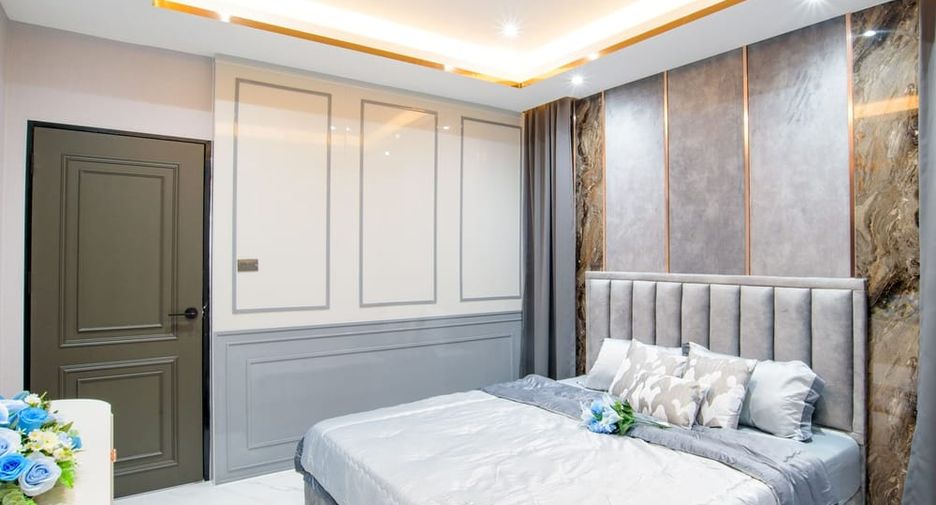 À vendre 4 chambres villa à Bang Lamung, Chonburi