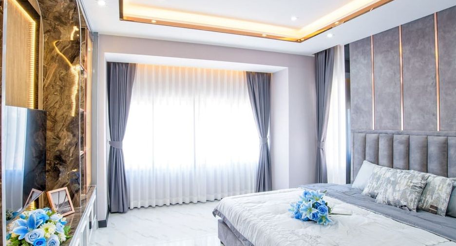 À vendre 4 chambres villa à Bang Lamung, Chonburi