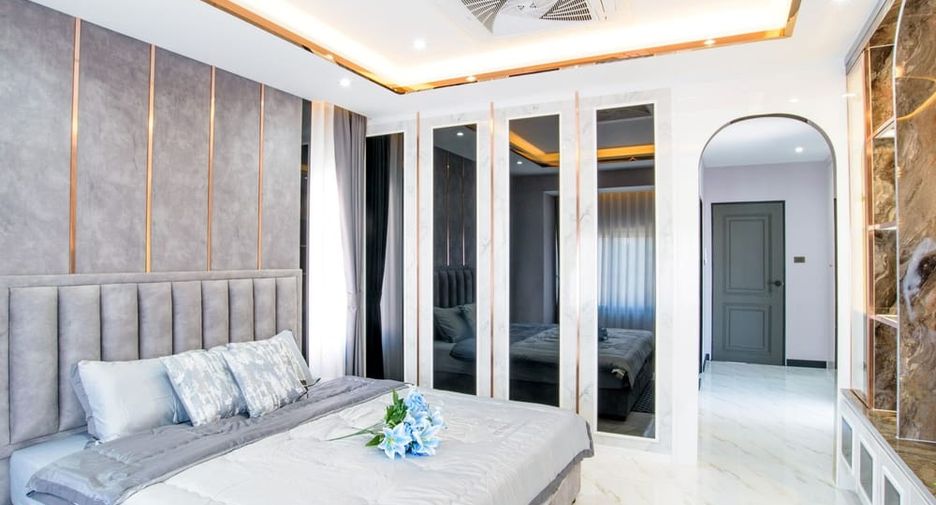 À vendre 4 chambres villa à Bang Lamung, Chonburi