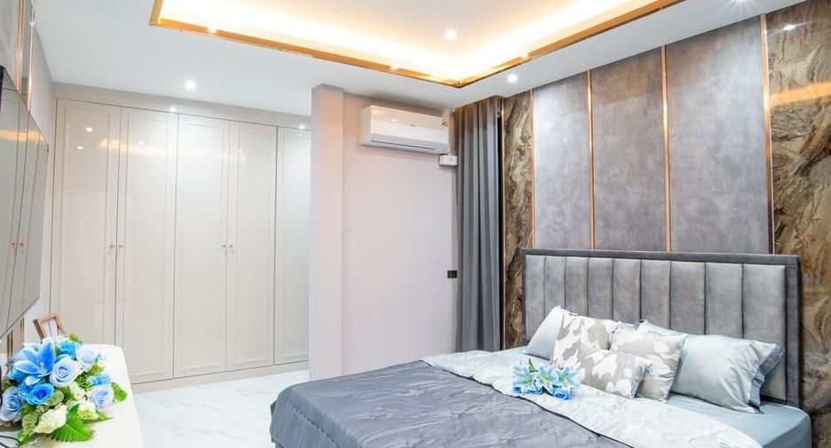 À vendre 4 chambres villa à Bang Lamung, Chonburi