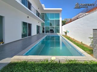 For rent そして for sale 6 ベッドルーム villa in Bang Lamung, Chonburi